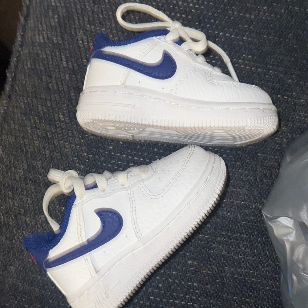 Toddler size 4 Air Force One